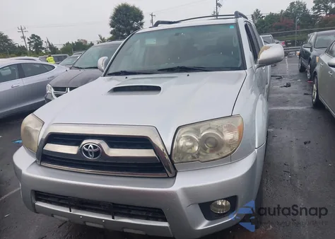 2006 Toyota 4Runner Sr5 Sport V6 z USA, uszkodzony, nr VIN JTEBU14R360104014